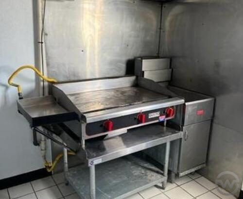 500 ft² – Drive Thru Restaurant available for rent